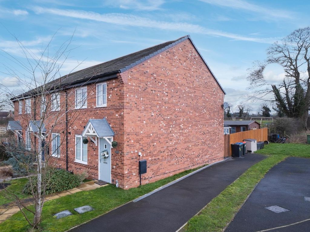 3 Bed End Terrace House For Sale In Longley Lane Woodside Kelsall