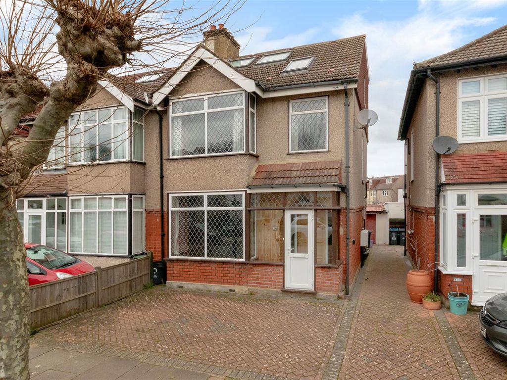 4 bed semidetached house for sale in Taunton Avenue, London SW20, £