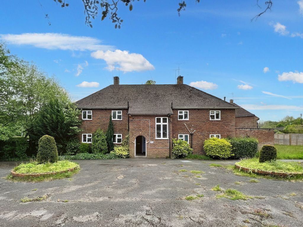 1 bed flat for sale in Carroll Crescent, Ascot, Berkshire SL5 Zoopla