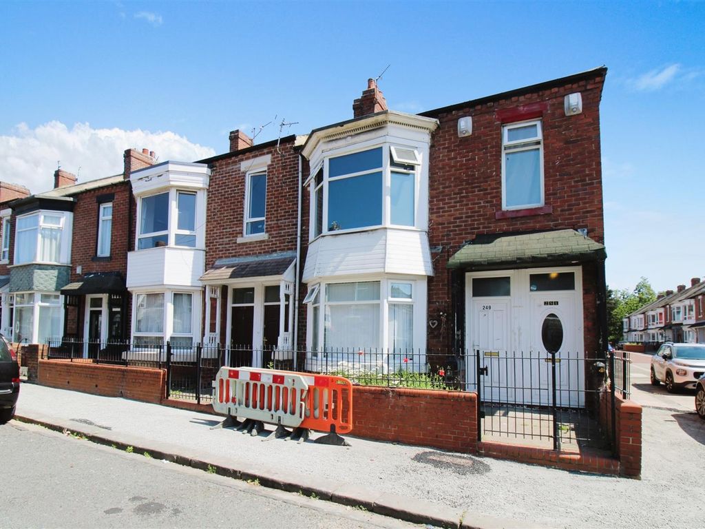 2 bed flat for sale in Dean Road, South Shields NE33 Zoopla