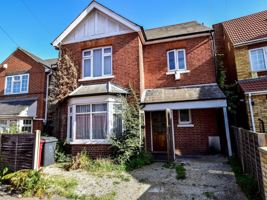 5 bed detached house for sale in Aldin Avenue North, Slough SL1 Zoopla