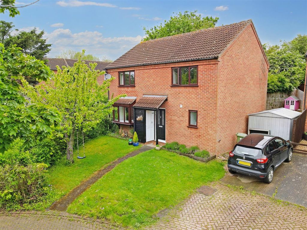 4 bed detached house for sale in Craddocks Close, Bradwell, Milton Keynes MK13 Zoopla