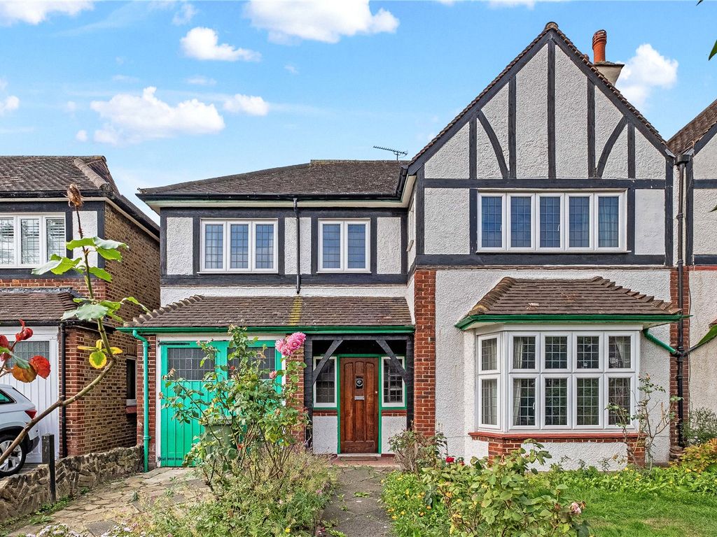 5 bed semidetached house for sale in Thornton Road, London SW12 Zoopla