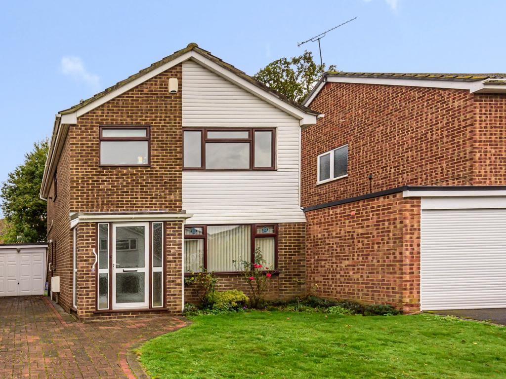 Shefford Crescent, Wokingham RG40  
