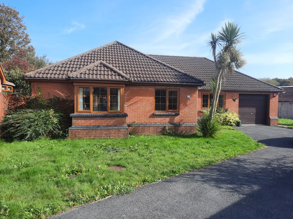 3 bed bungalow for sale in Coed Y Bwlch, Llanelli SA14, £215,000 Zoopla