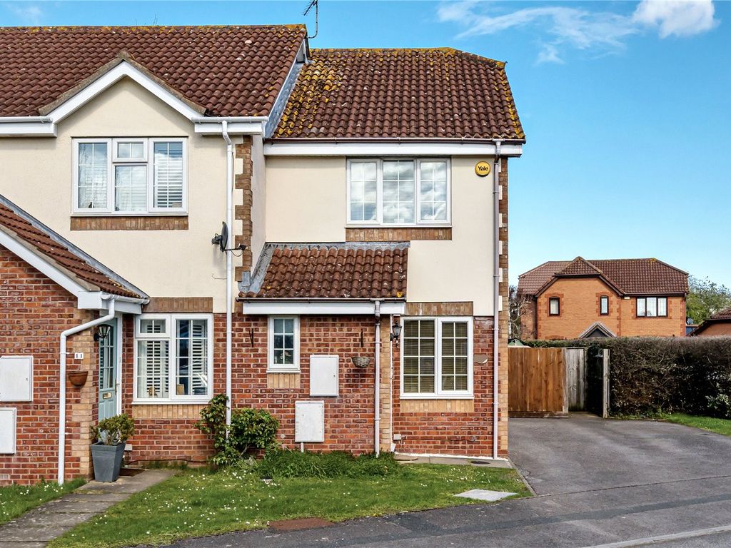 2 bed end terrace house for sale in Pheasant Close, Covingham, Swindon