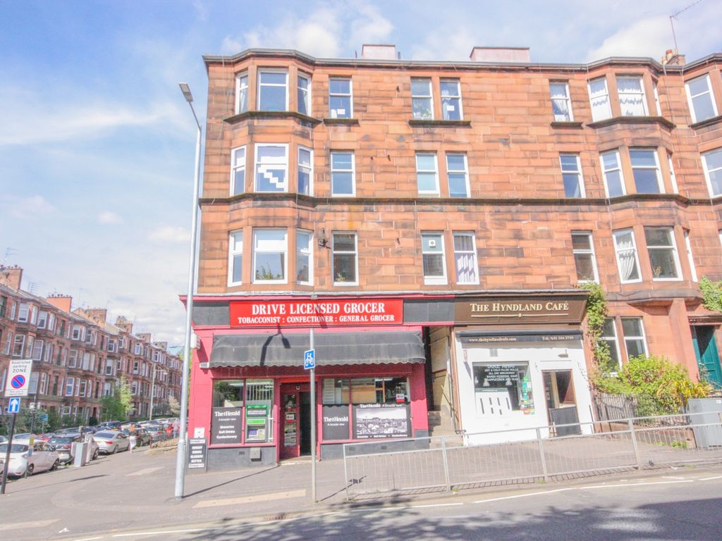 2 bed flat to rent in Clarence Drive, Glasgow G12, £1,250 pcm Zoopla