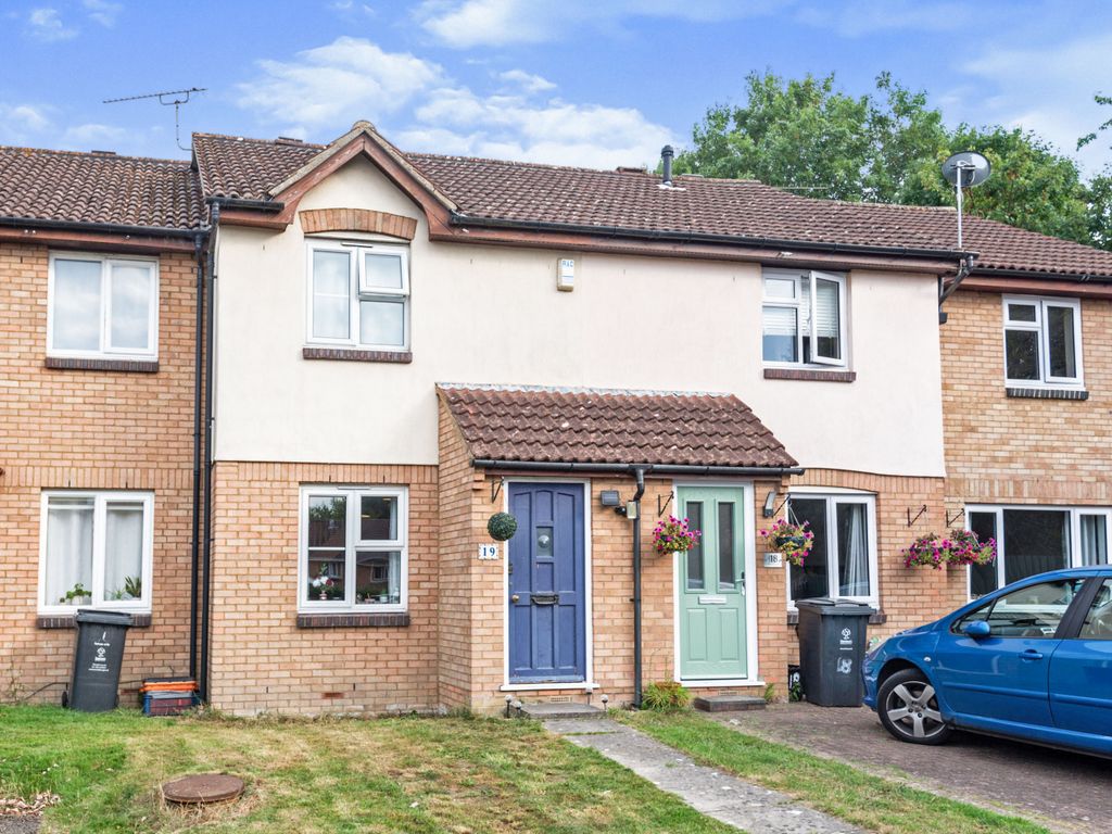 2 bed terraced house for sale in Kerry Close, Shaw, Swindon SN5 Zoopla