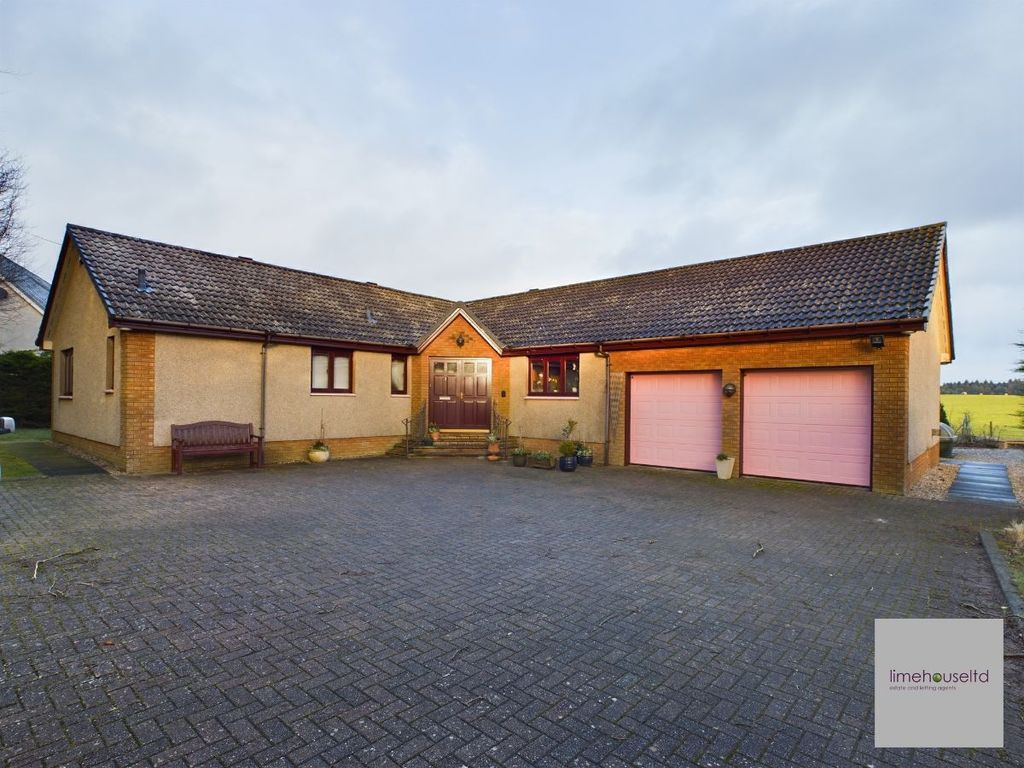 4 bed bungalow for sale in Biggar Road, Libberton ML11, £360,000 Zoopla