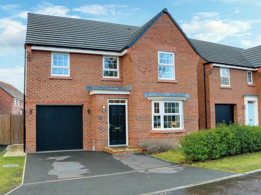 4 bed detached house for sale in Cheshire Crescent, Alsager, StokeOn