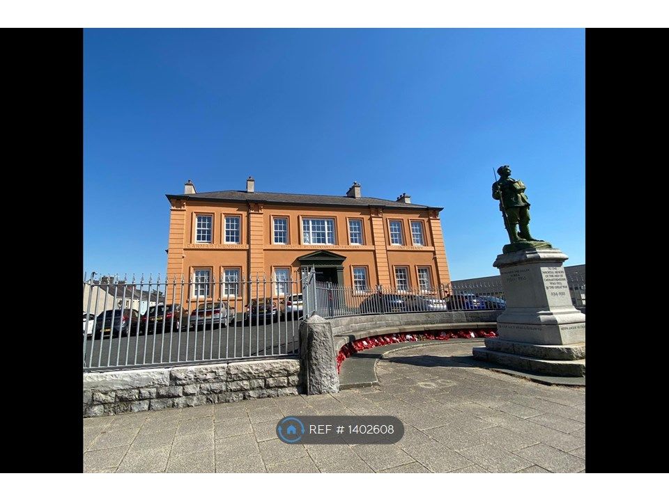 2 bed flat to rent in Priory Street, Carmarthen SA31 Zoopla