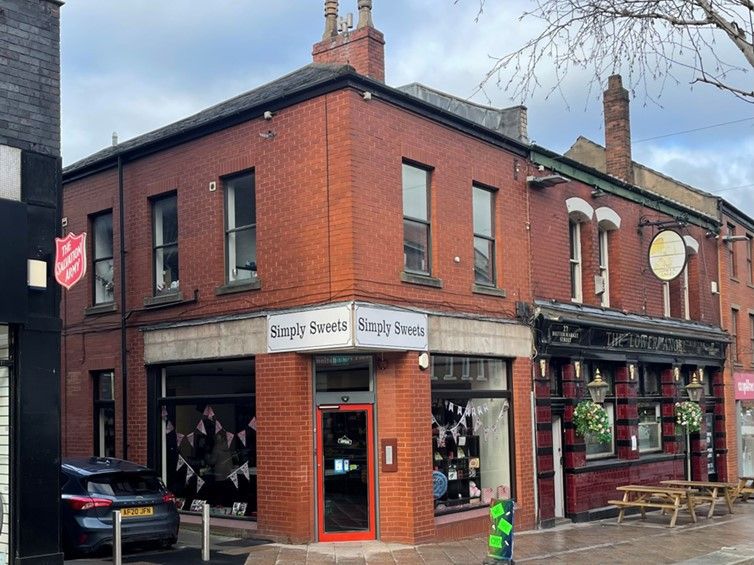 Retail premises to let in 25 Buttermarket Street, Warrington, Cheshire