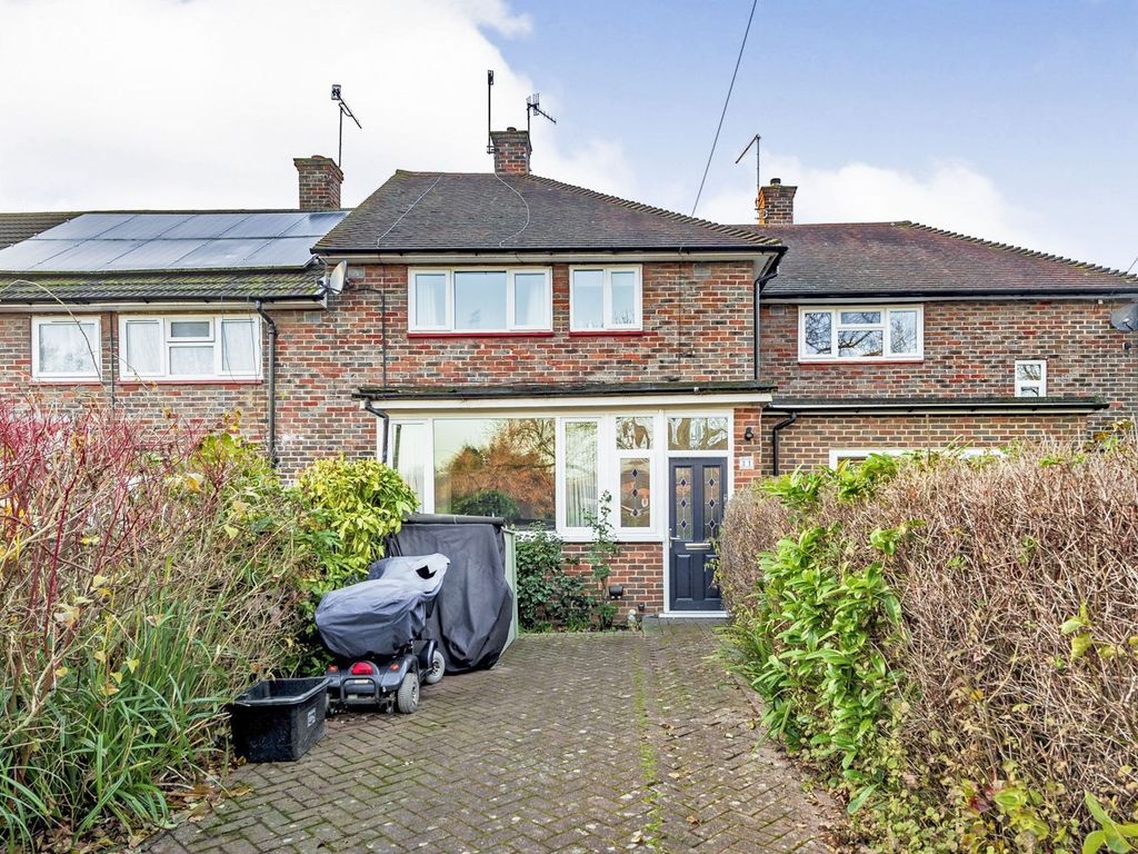 3 bed terraced house for sale in Delabole Road, Merstham, Redhill RH1 Zoopla