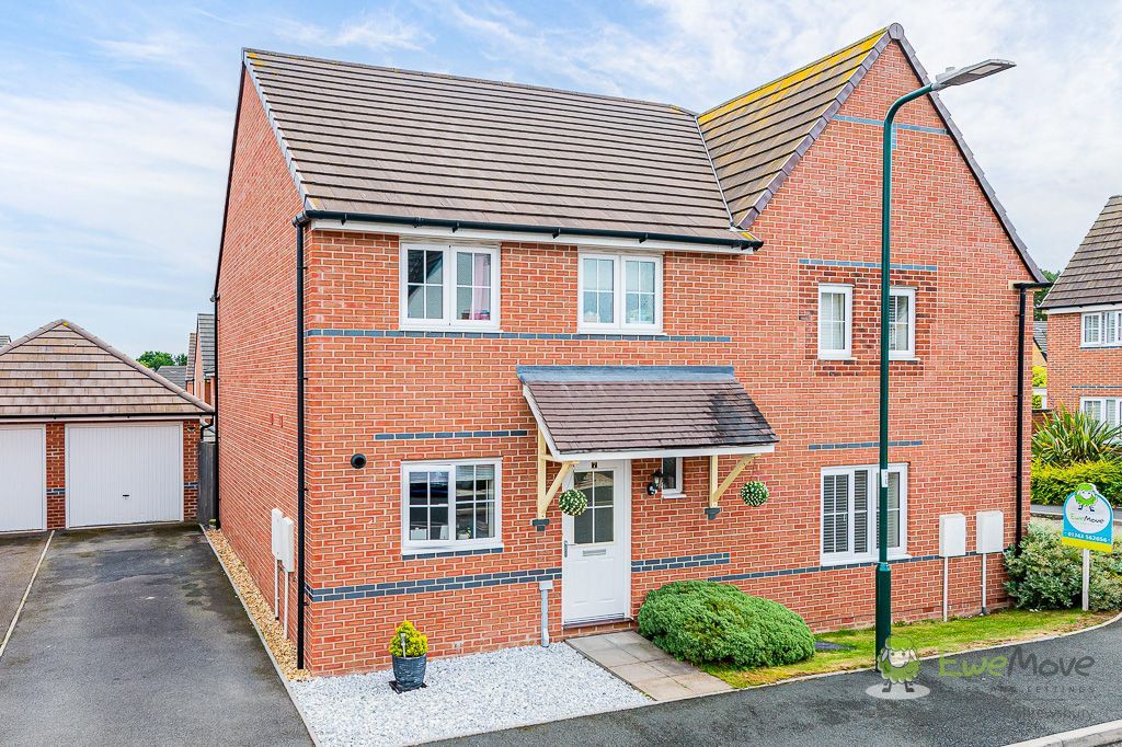 3 bed semidetached house for sale in Crossbill Road, Shrewsbury SY3