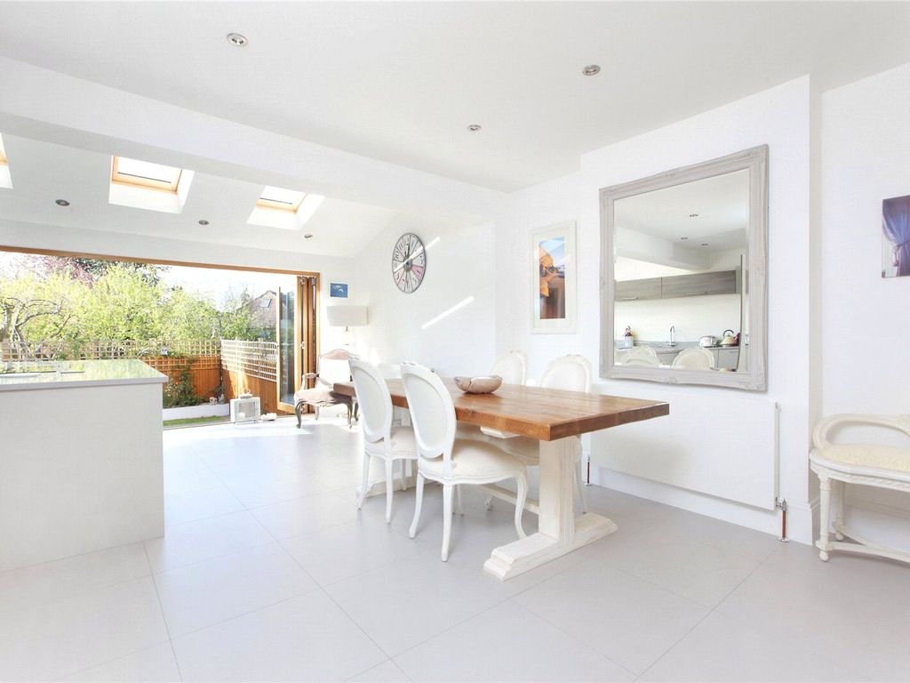4 bed semidetached house to rent in Marham Gardens, Wandsworth Common