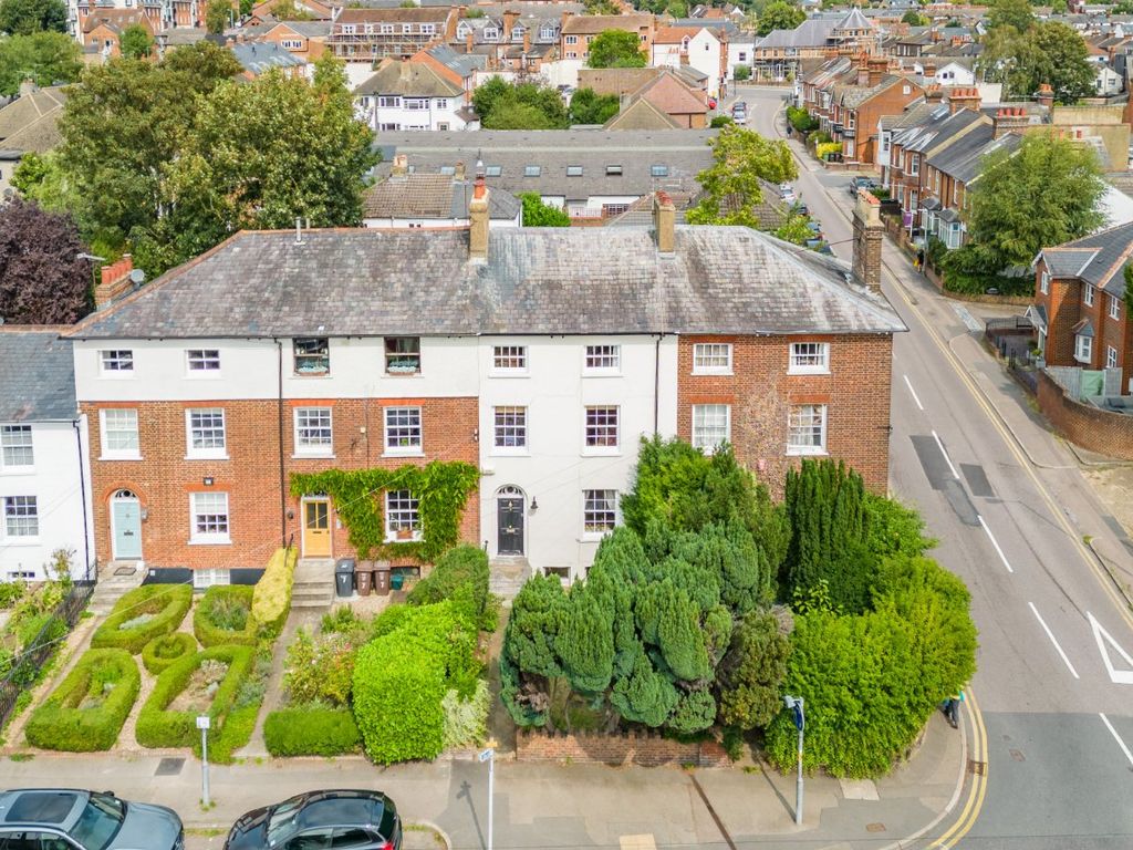 5 bed terraced house for sale in Old London Road, St. Albans