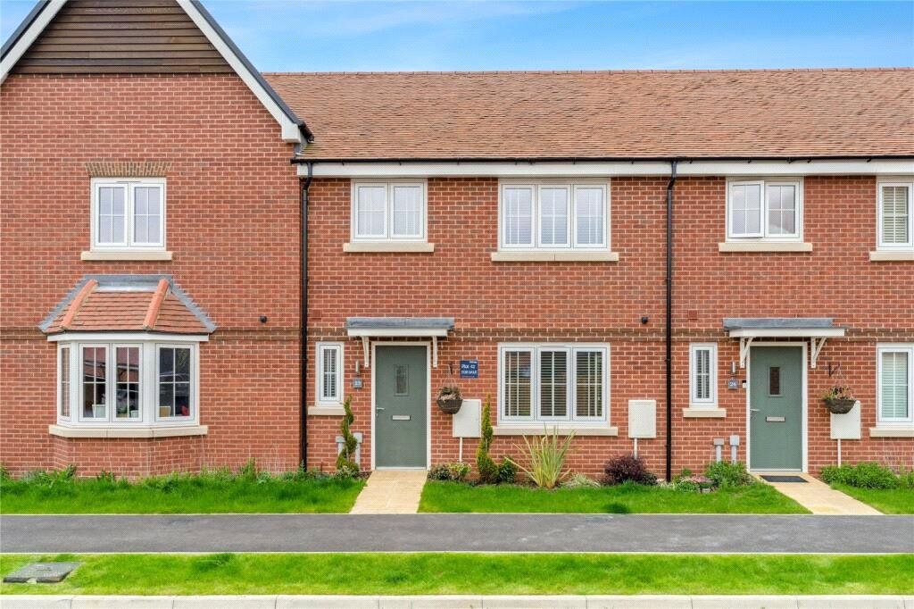 3 bed terraced house for sale in Westbrook Drive, Hemel Hempstead