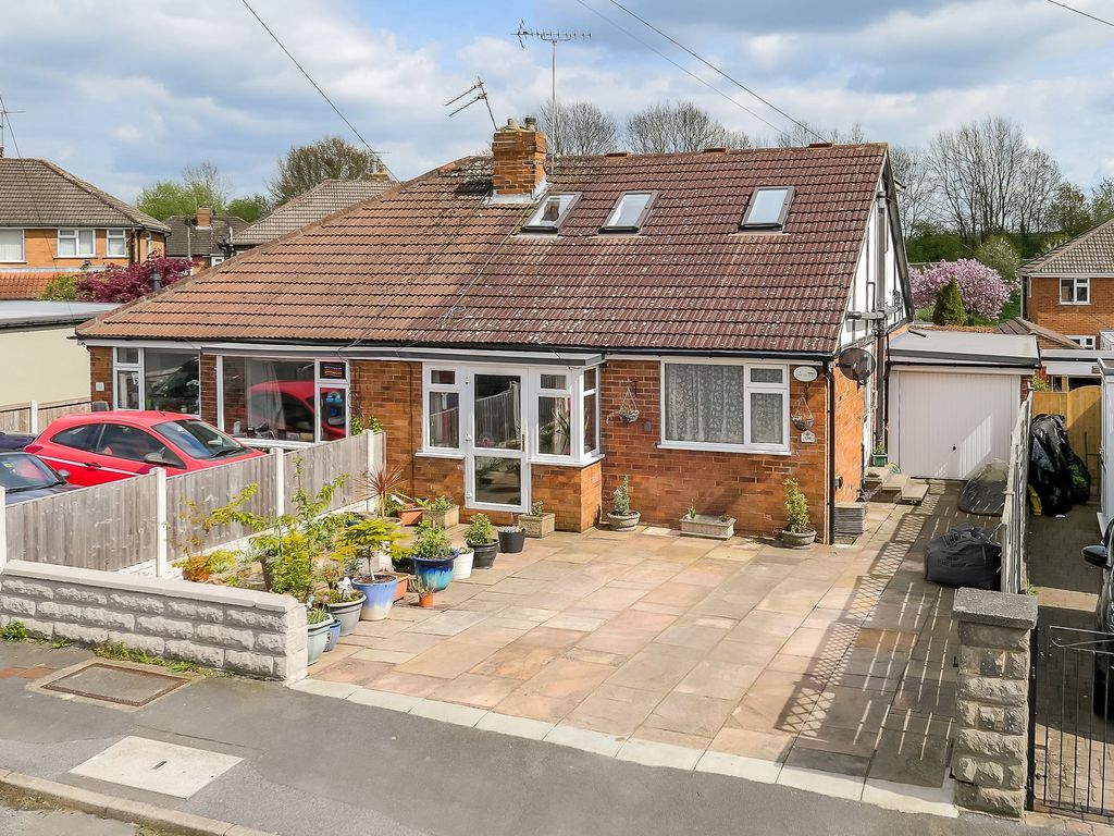3 bed semidetached bungalow for sale in Poplar Grove, Harrogate HG1
