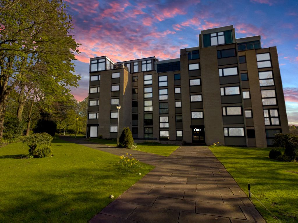 3 bed flat for sale in Lakeview Court, Leeds LS8, £325,000 Zoopla