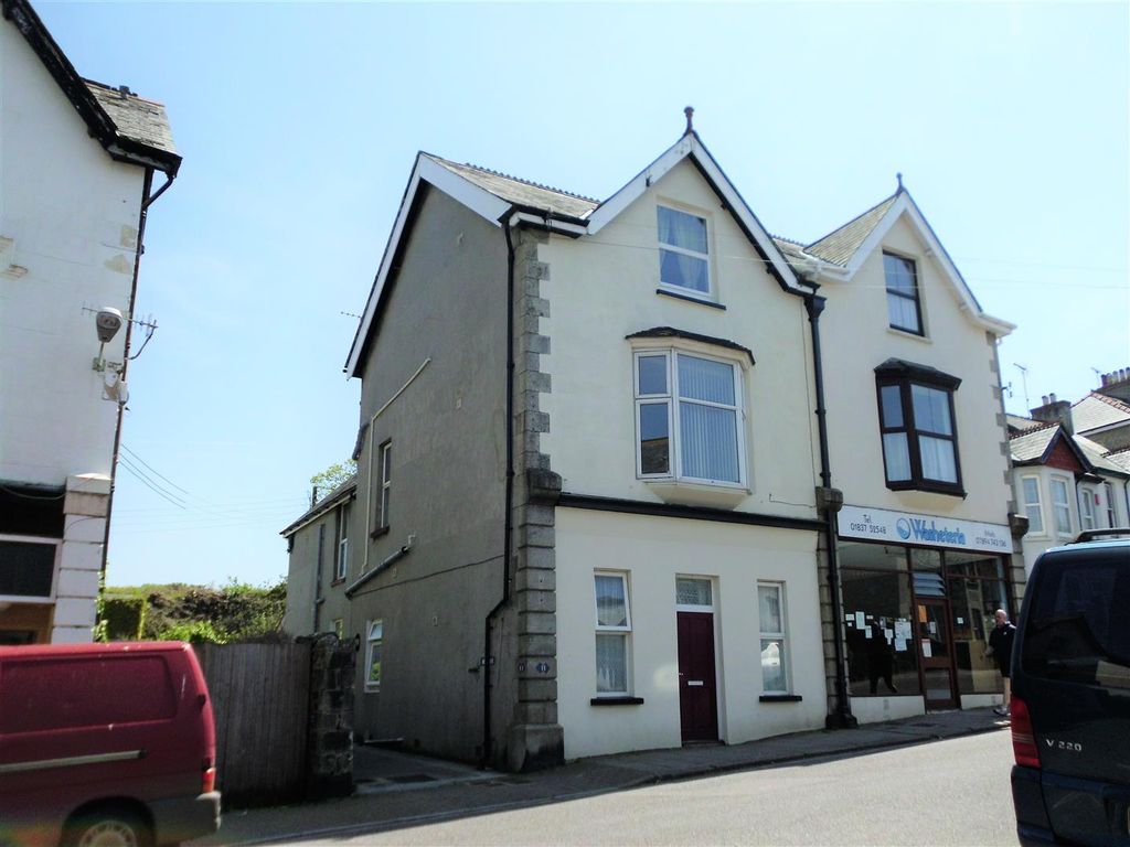 1 bed flat to rent in Okehampton, Devon EX20, £575 pcm Zoopla