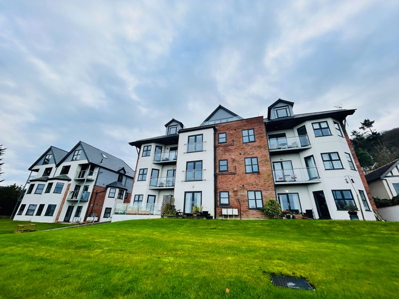 2 bed flat for sale in Victoria Park, Rhos On Sea, Colwyn Bay LL29, £