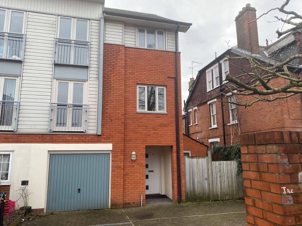 5 bed town house to rent in Holland Road, Maidstone ME14 Zoopla