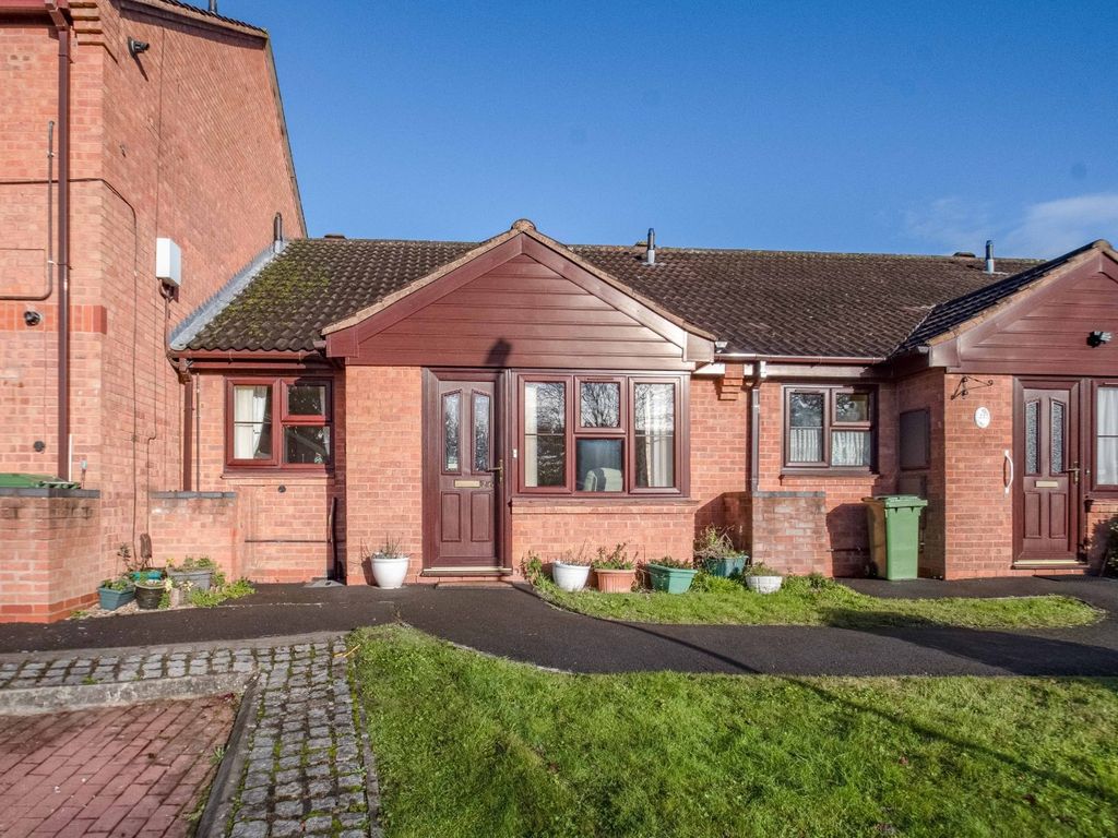 2 bed bungalow for sale in Naseby Close, Redditch, Worcestershire B98
