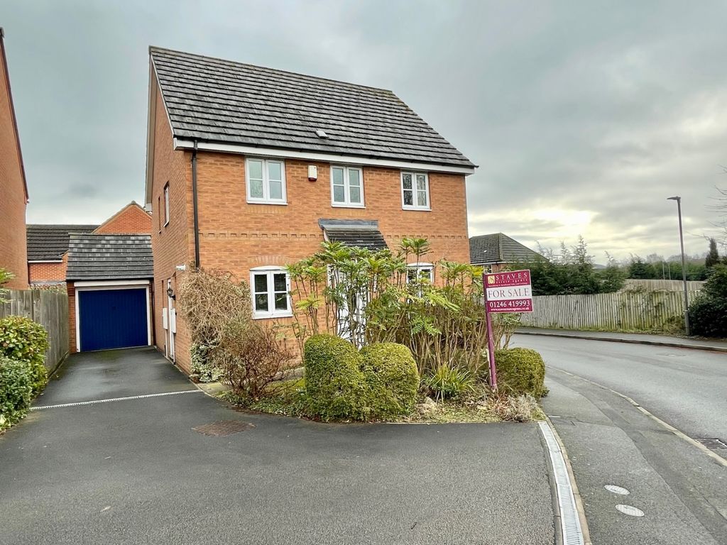 3 bed detached house for sale in Frithwood Drive, Dronfield, Derbyshire