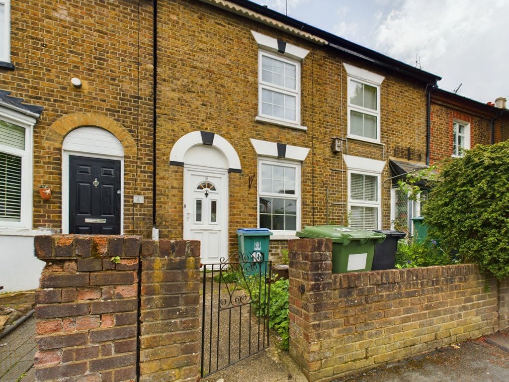 2 bed cottage for sale in Villiers Road, Watford, Hertfordshire WD19