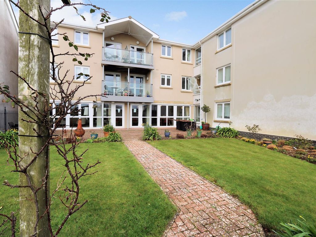 2 bed flat for sale in Mount Wise, Newquay TR7 - Zoopla