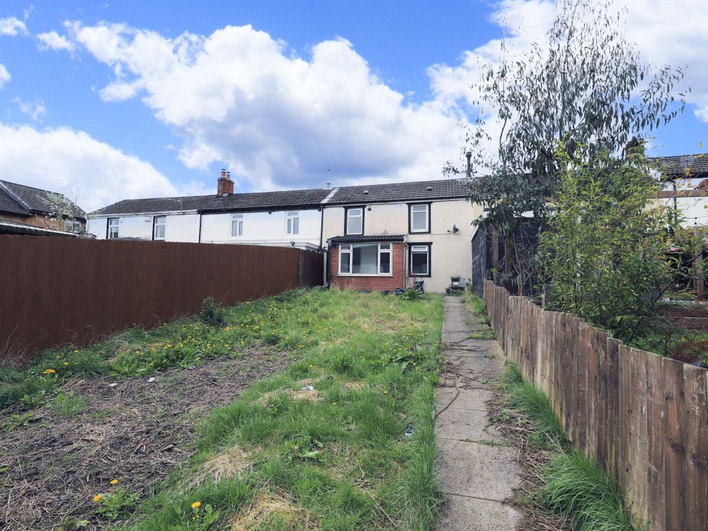 2 bed terraced house to rent in Cardiff Road, Aberaman, Aberdare CF44