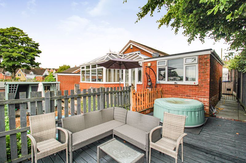 3 bed detached bungalow for sale in Marlborough Crescent, Endon ST9 Zoopla