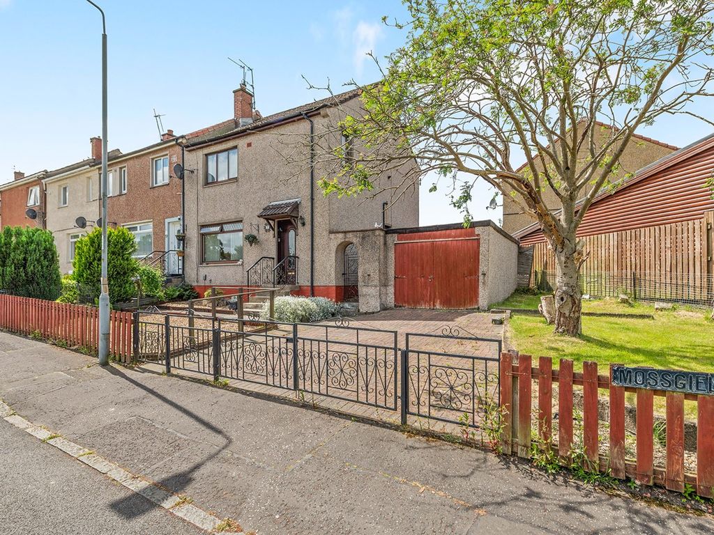 3 bed semidetached house for sale in Mossgiel Street, Camelon, Falkirk