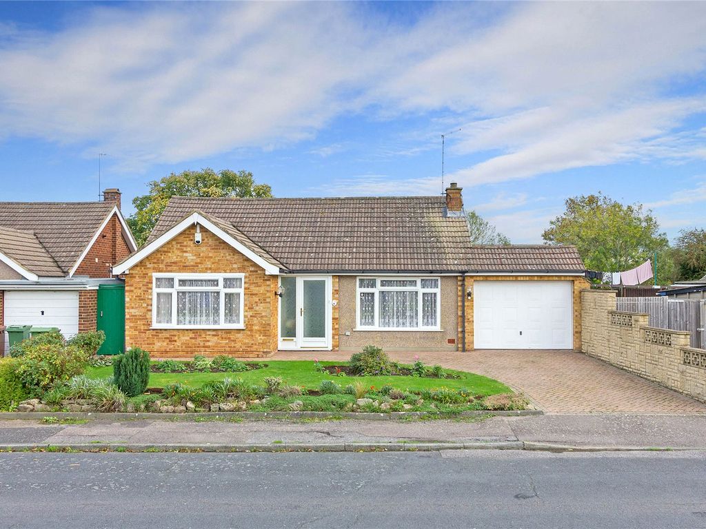 2 bed bungalow for sale in Godwin Close, Sittingbourne, Kent ME10 Zoopla