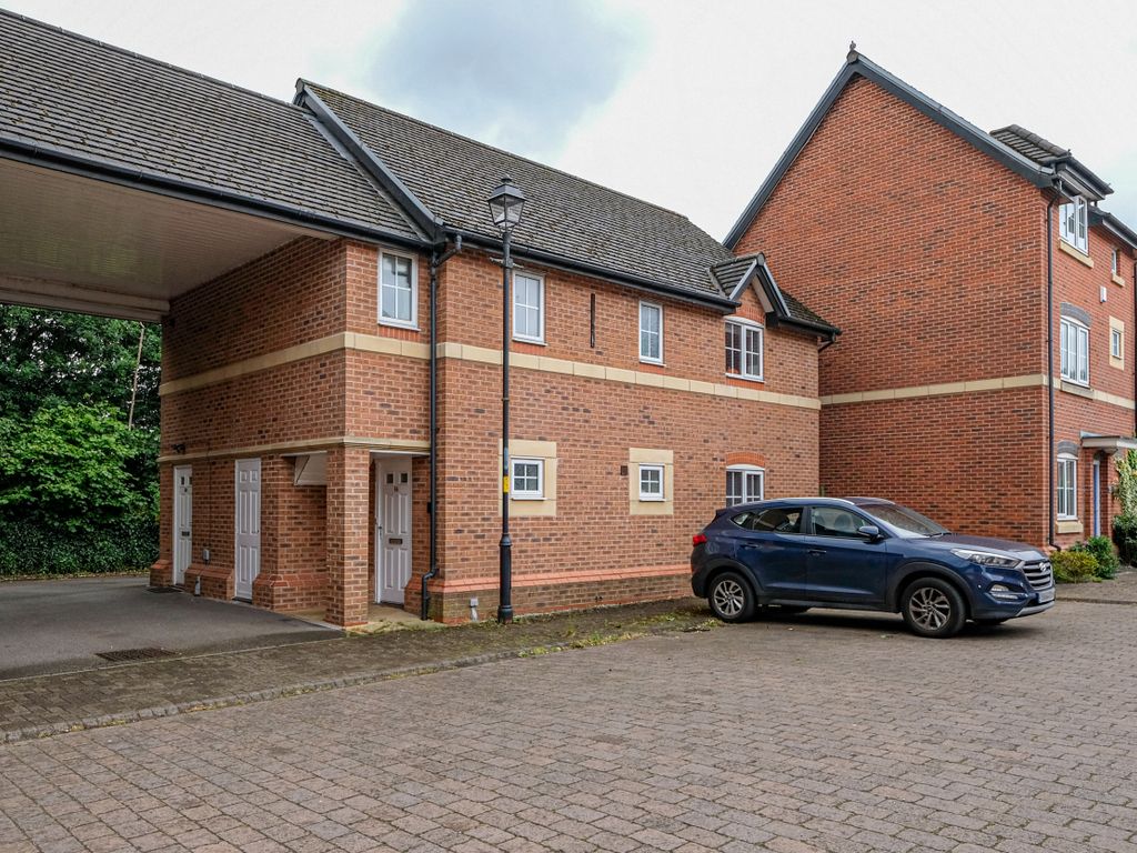 2 bed flat for sale in Springbank Gardens, Lymm WA13 Zoopla