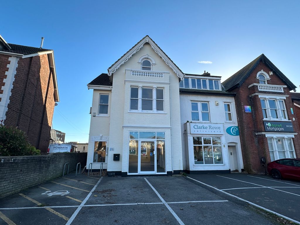 Office to let in Parkstone Road, Poole BH15, £28,500 pa Zoopla