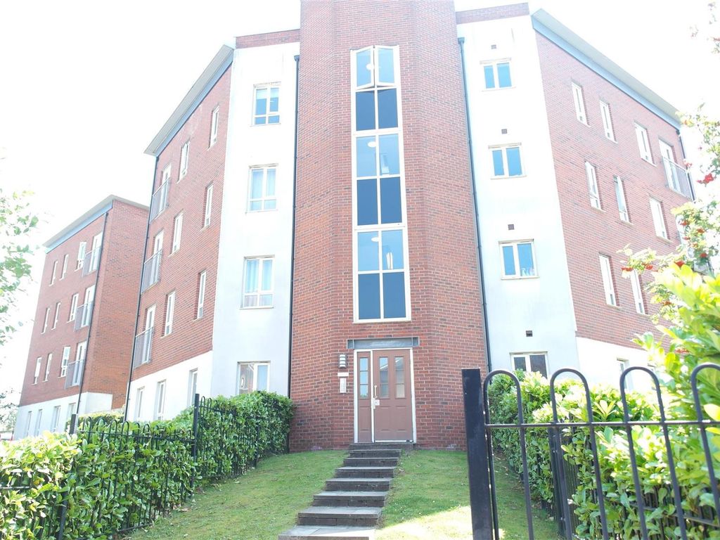 1 bed flat to rent in Bretby Court, Greenhead Street, Burslem, StokeOn