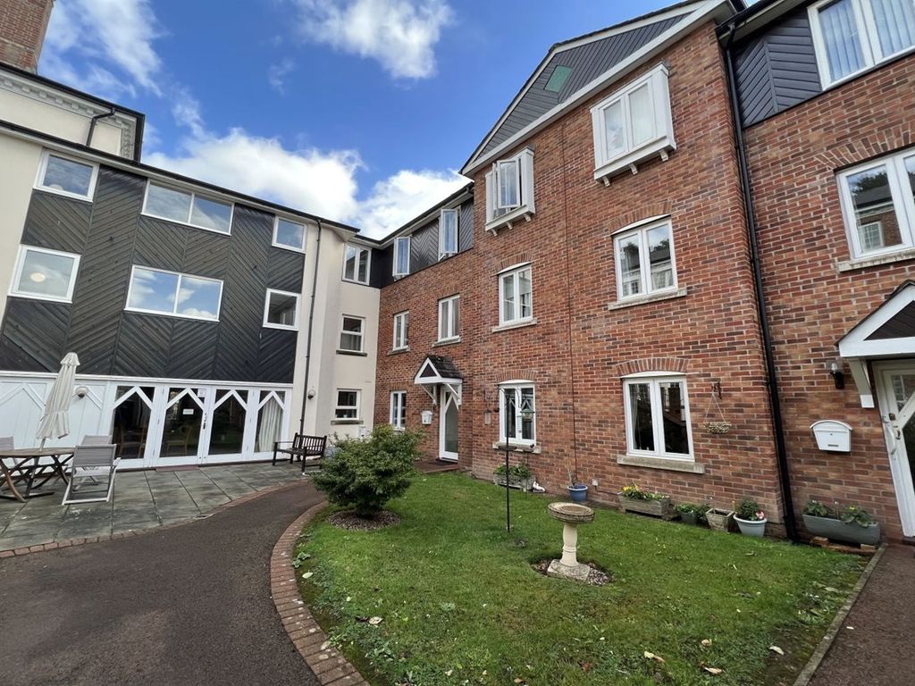 1 bed property for sale in Mill Street, Abergavenny NP7 Zoopla