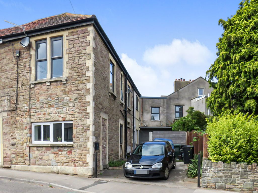 3 bed semidetached house for sale in West Hill, Portishead, Bristol