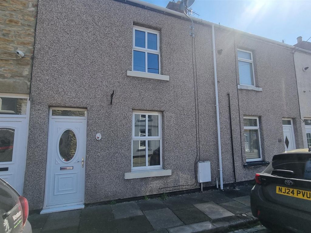 2 bed terraced house to rent in Church Street, Howden Le Wear, Crook