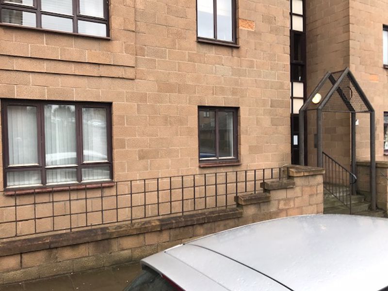 2 bed flat to rent in Muiryhall Street, Coatbridge ML5, £625 pcm Zoopla