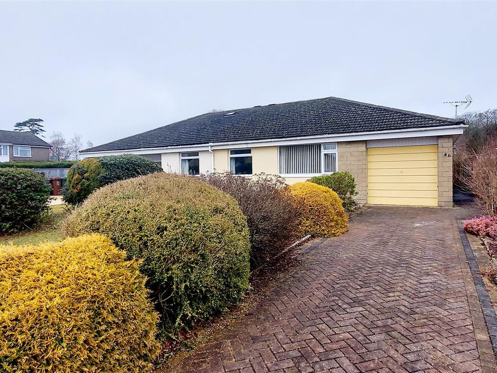 3 bed semidetached bungalow for sale in Ashwood Road, Corsham SN13