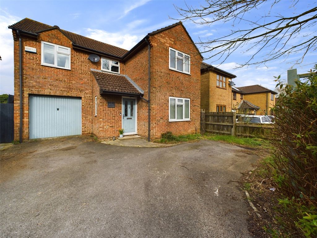 4 bed detached house for sale in Bristol Road, Hardwicke, Gloucester