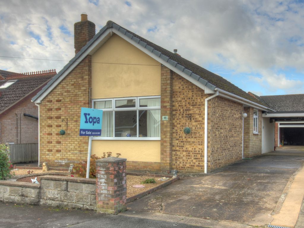 3 bed bungalow for sale in Mill Crescent, Scotter, Gainsborough DN21