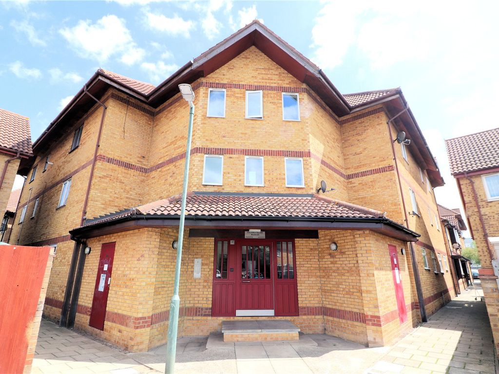 2 bed flat for sale in Columbus Square, Slade Green, Kent DA8, £170,000