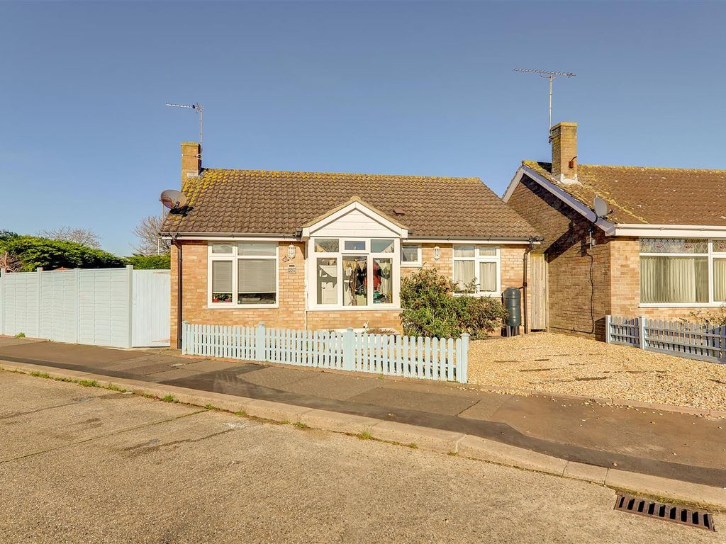 2 bed detached bungalow for sale in Newtimber Avenue, GoringBySea