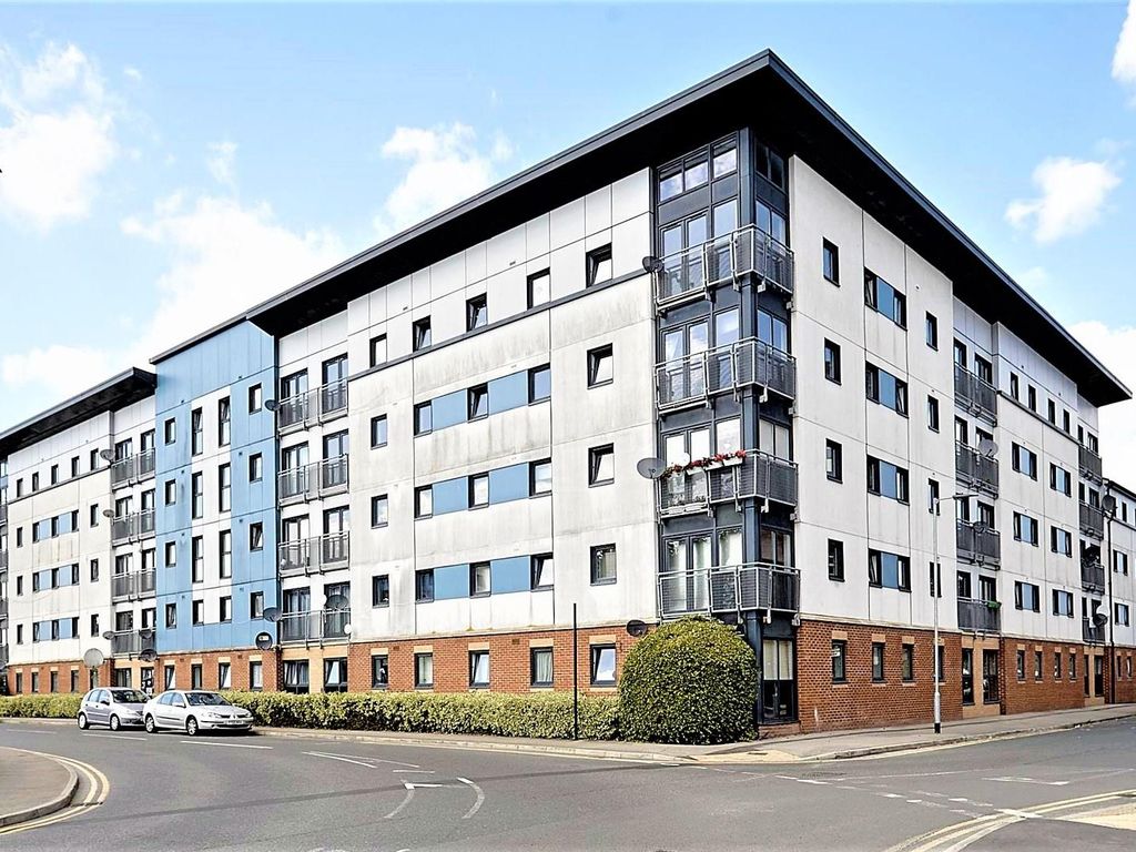 2 bed flat for sale in Spring Street, Hull HU2, £65,000 Zoopla