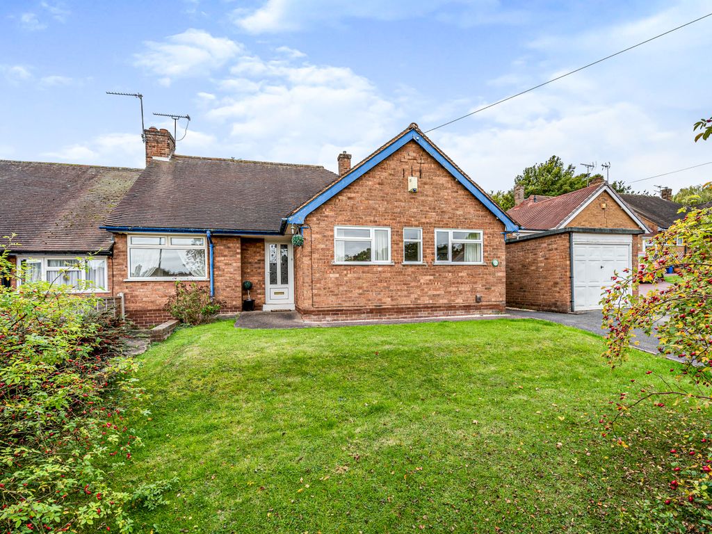 3 bed bungalow for sale in Highlands, Stafford ST17 Zoopla