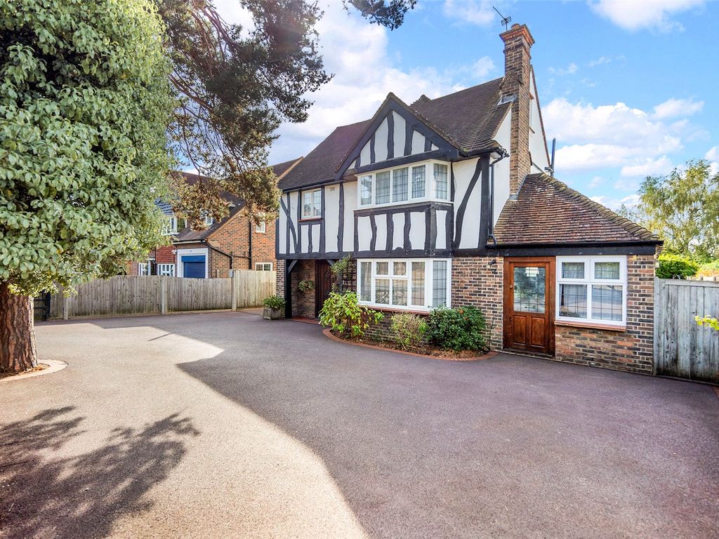 4 bed detached house for sale in Alexandra Road, Epsom, Surrey KT17, £