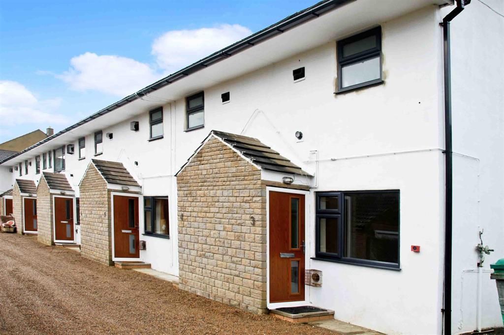 1 bed flat to rent in The Lodge Mews, Pateley Bridge Road, Burnt Yates